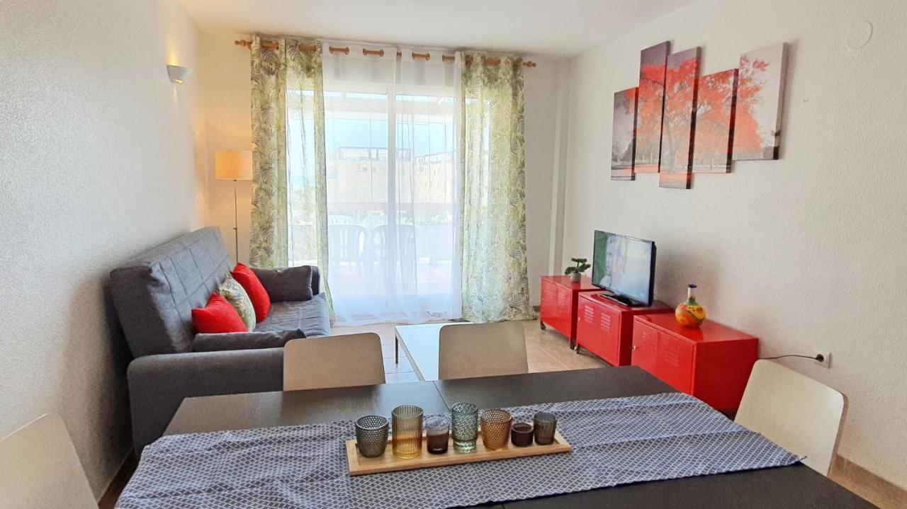Juncos Y Lirios, Appartement